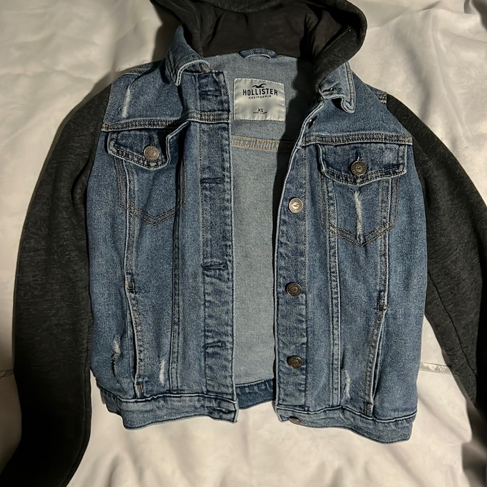 Hollister Xs Women’s Jean Jacket
